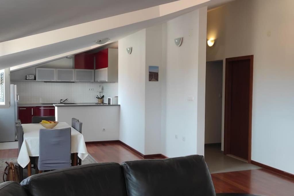 Luxury City Centre Apartment With Stunning View Omis Ngoại thất bức ảnh